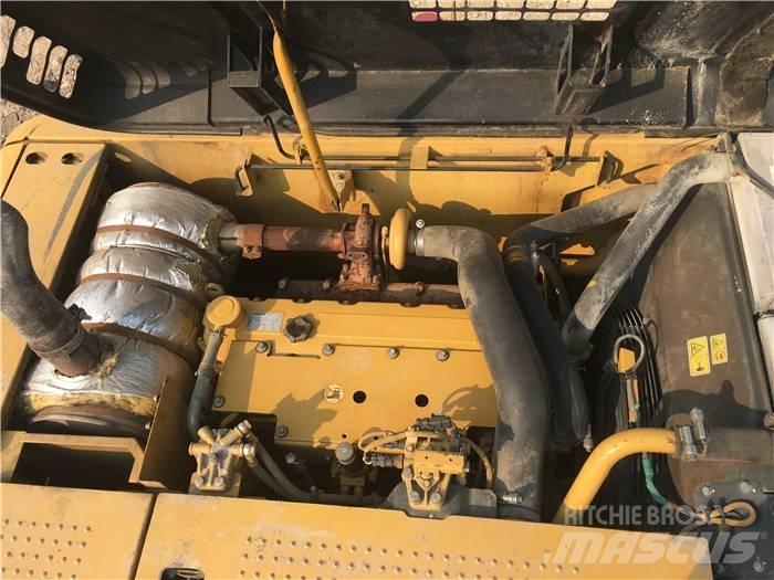 CAT 320 D Εκσκαφείς με ερπύστριες