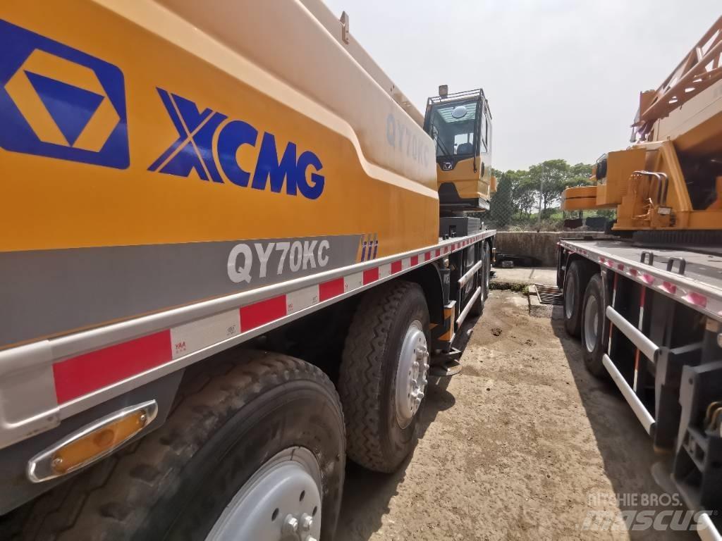 Xcentric QY70KC Γερανοί παντός εδάφους