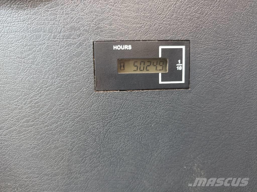 Hyundai HX 235 LCR Εκσκαφείς με ερπύστριες