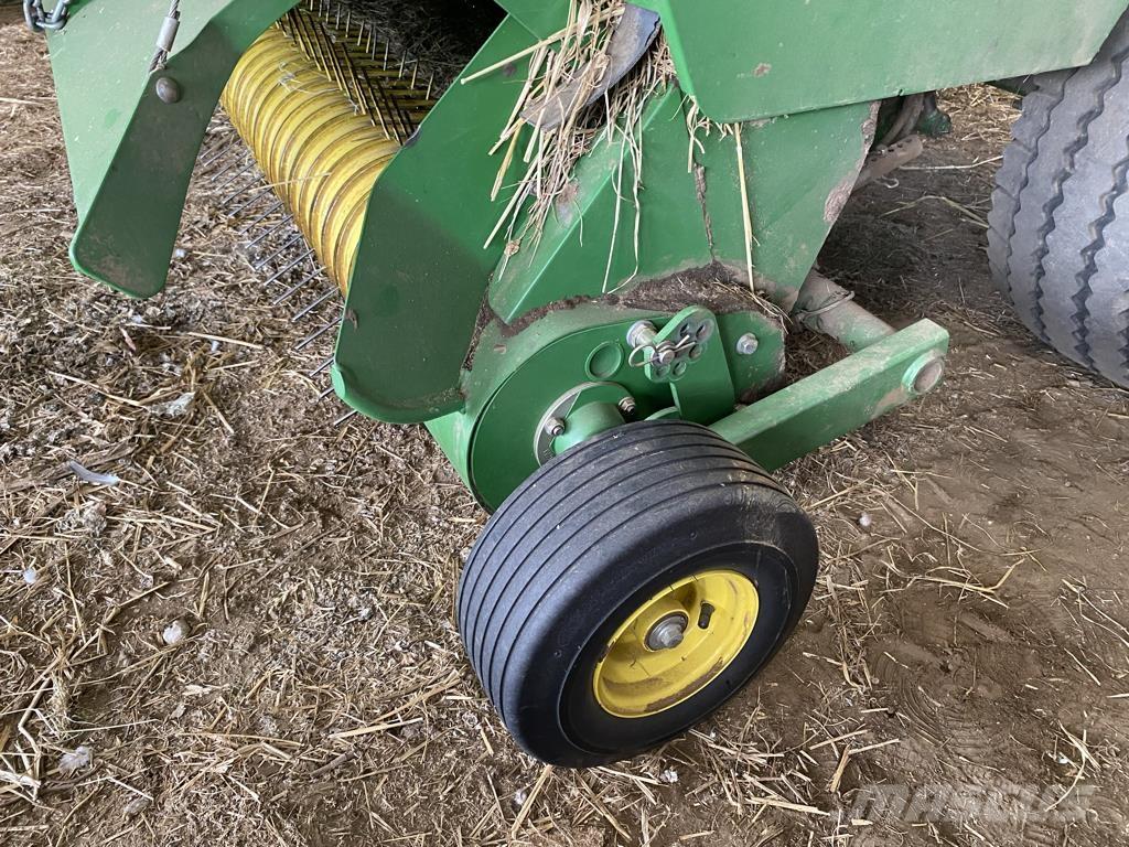 John Deere 623 Πρέσες κυλινδρικών δεμάτων