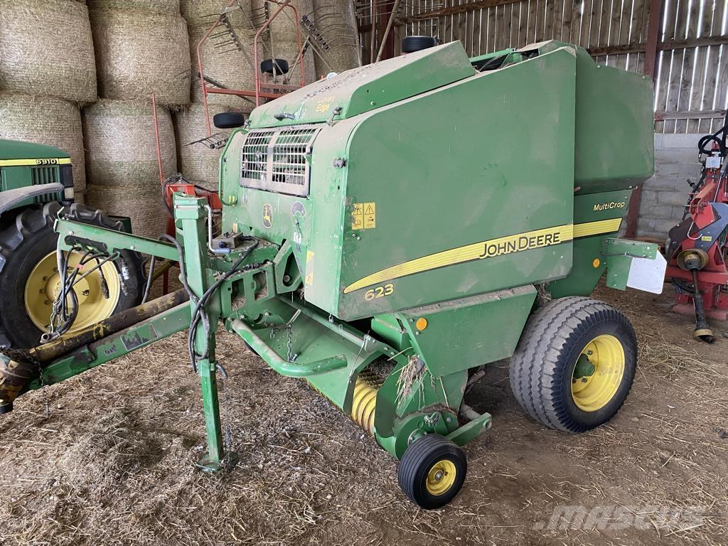 John Deere 623 Πρέσες κυλινδρικών δεμάτων