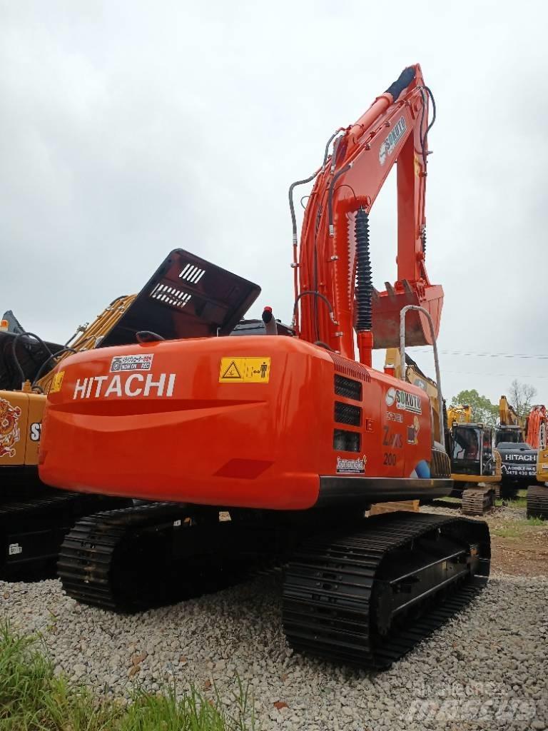 Hitachi ZX 200-3 Εκσκαφείς με ερπύστριες