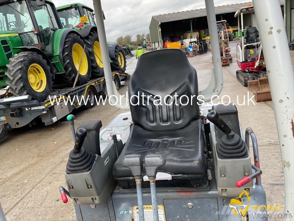 Takeuchi TB 219 Εκσκαφάκι (διαβολάκι) < 7t