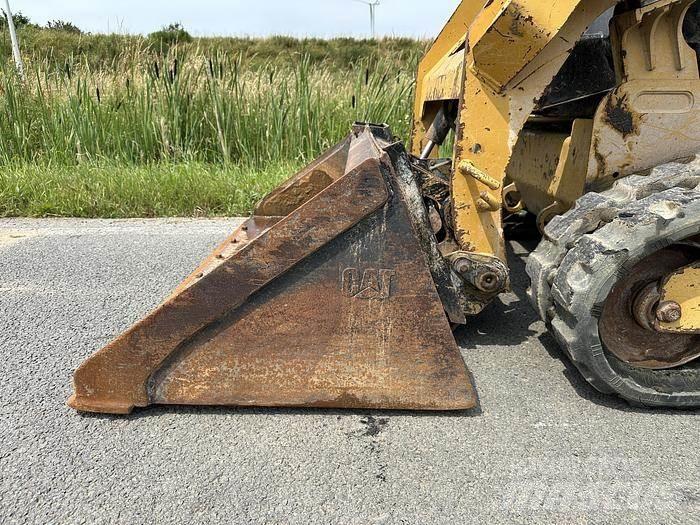 CAT 239D Φορτωτές με ερπύστριες
