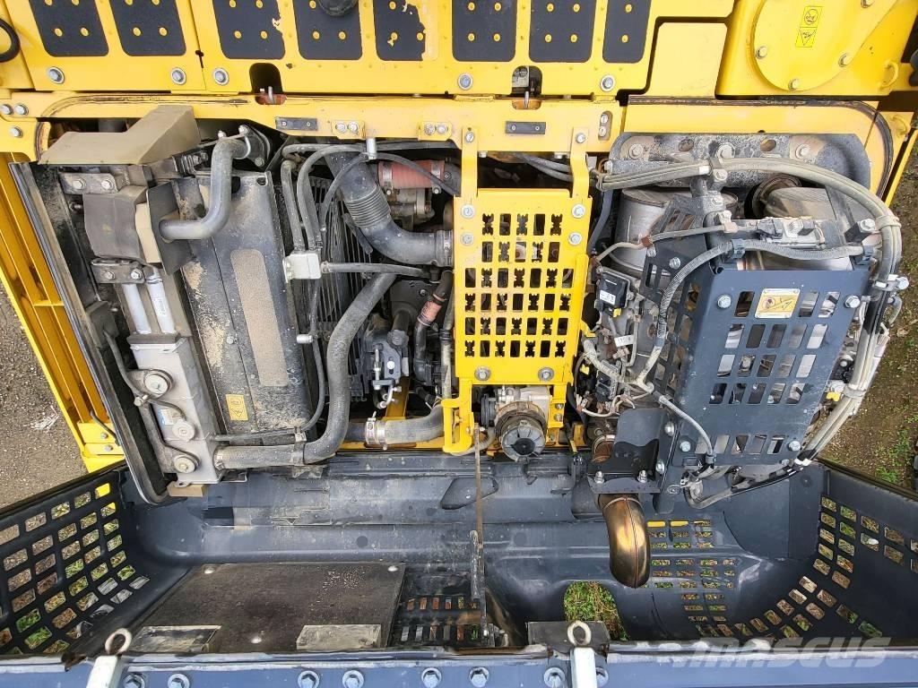 Komatsu PC240NLC-11 Εκσκαφείς με ερπύστριες