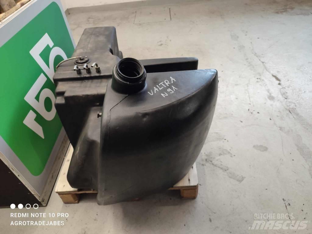 Valtra N91 Fuel Tank Καμπίνες και εσωτερικό
