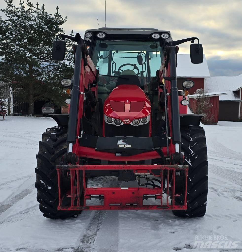 Massey Ferguson 5613 Τρακτέρ