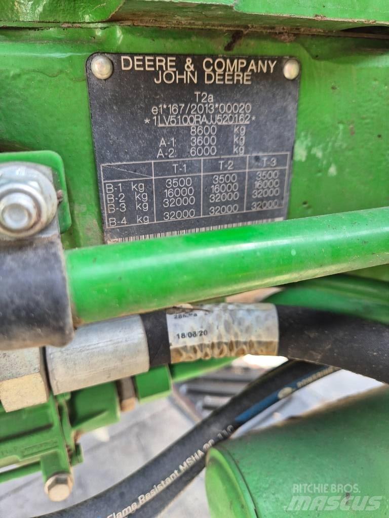 John Deere 5100 R Τρακτέρ