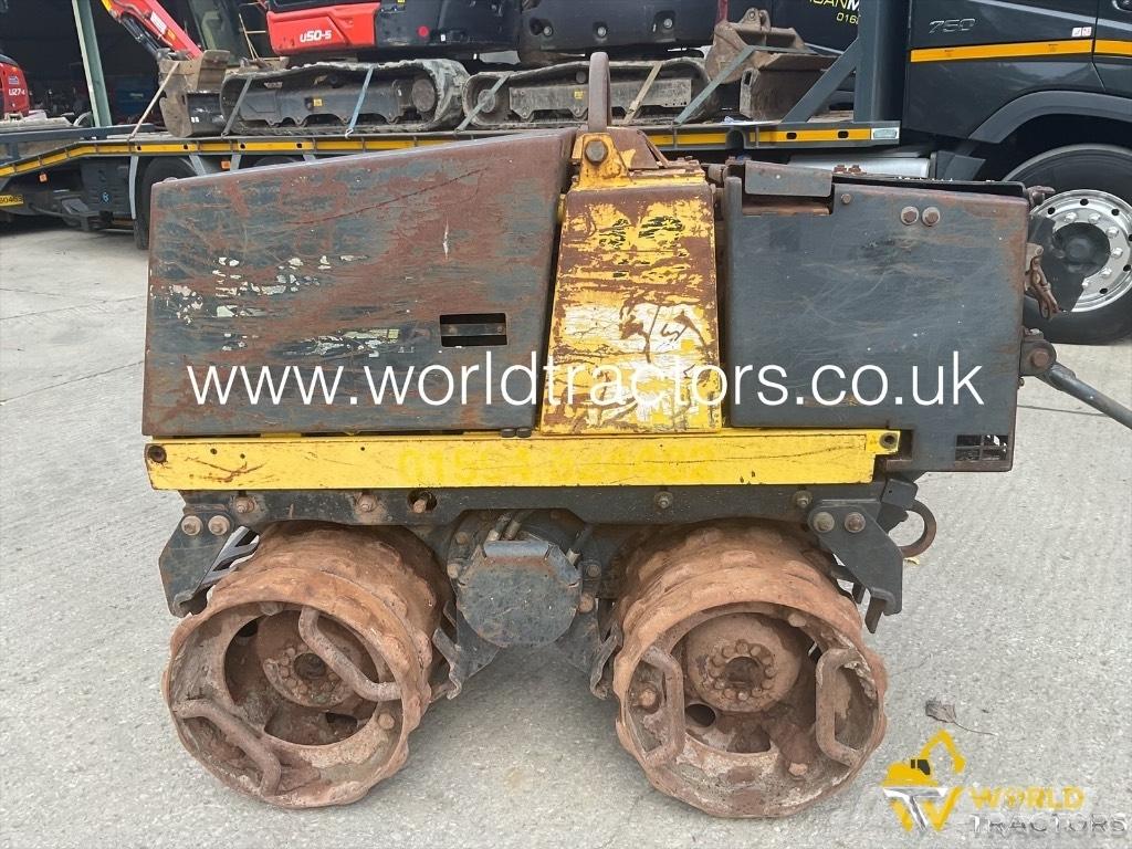 Bomag BMP 851 Επίπεδοι κόπανοι