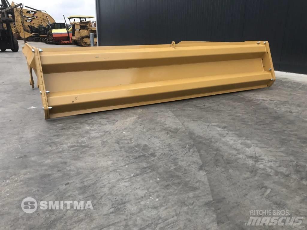 Volvo A40D Πτυσσόμενες πόρτες (Tailgates)