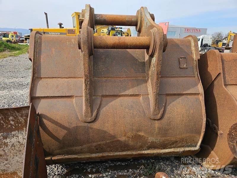 CAT 365/374 Κουβάδες