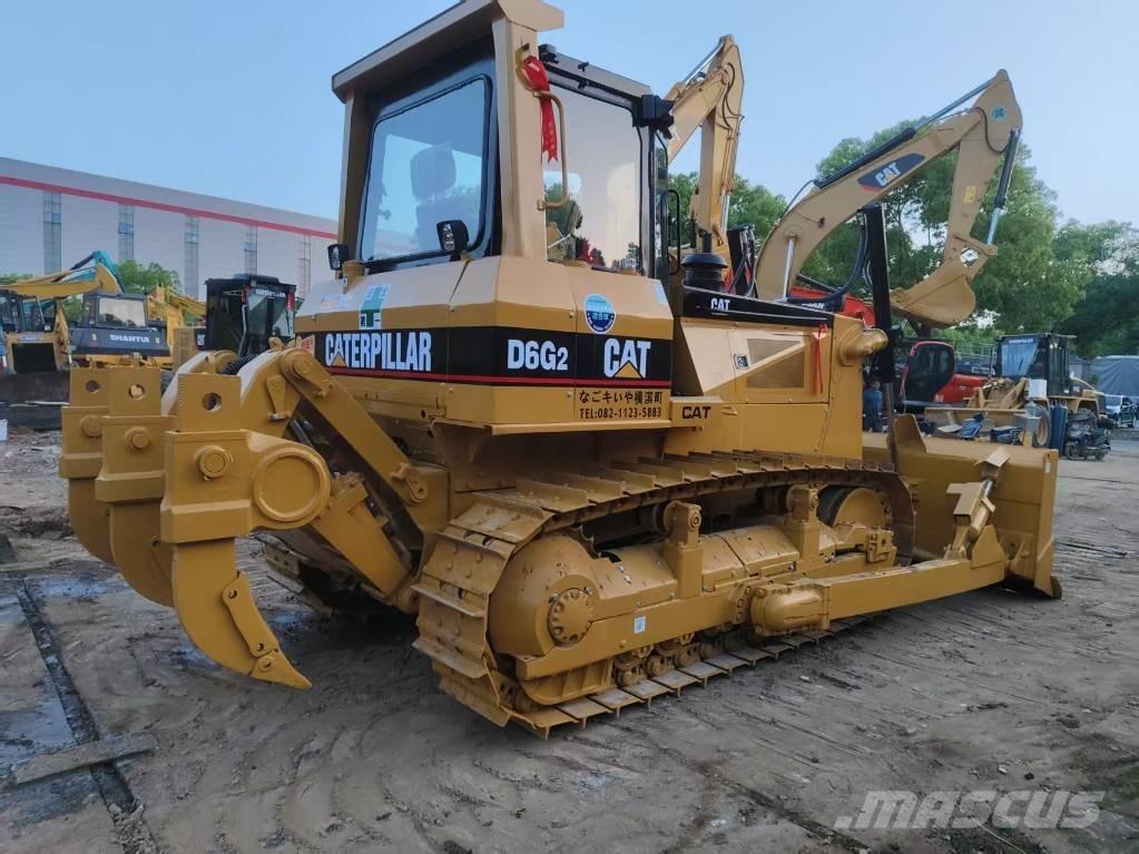 CAT D6G2 Εκσκαφείς με ερπύστριες