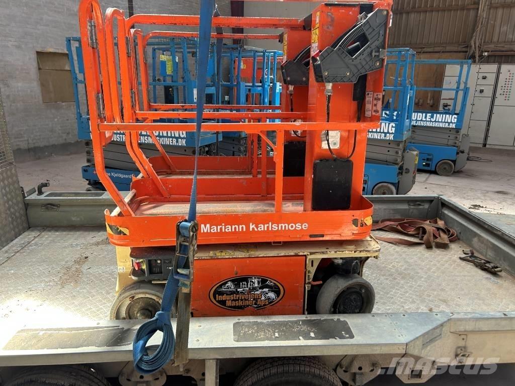 JLG 1230 ES Ανυψωτήρες με κατακόρυφους πυλώνες