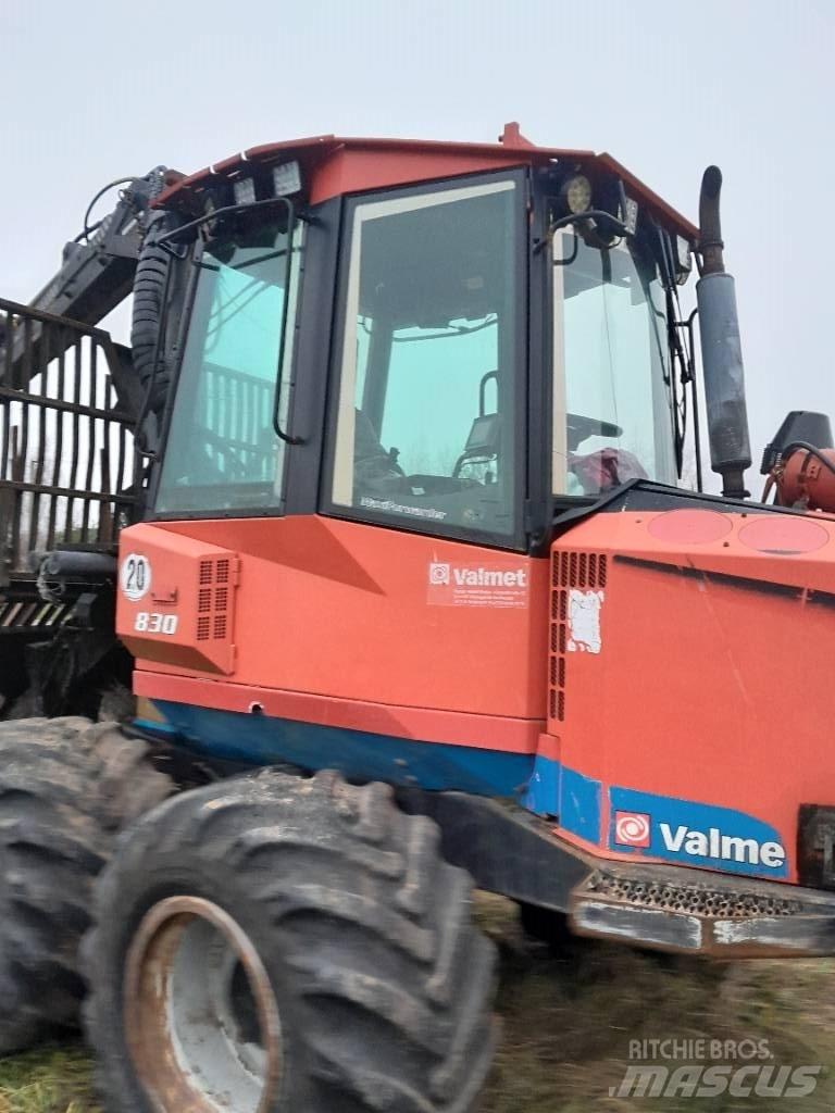 Valmet 830 Μεταφορείς ξυλείας
