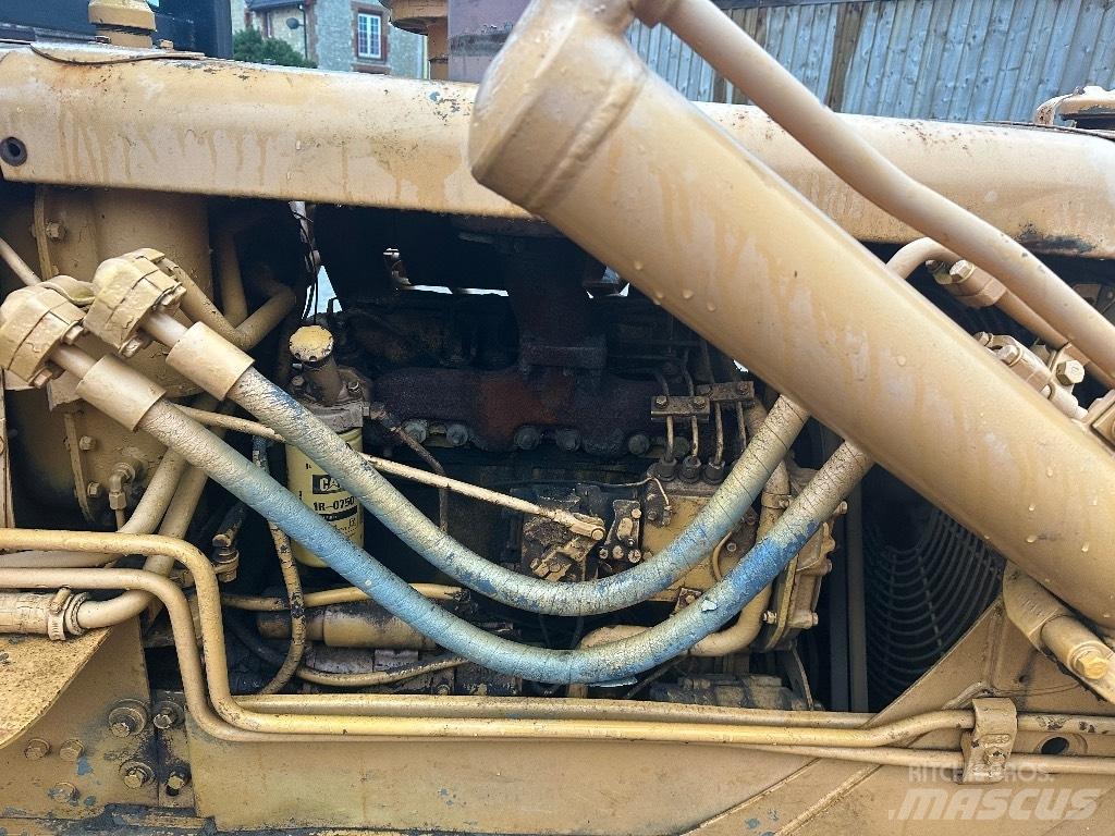CAT D 4 D Μπουλντόζες με ερπύστριες