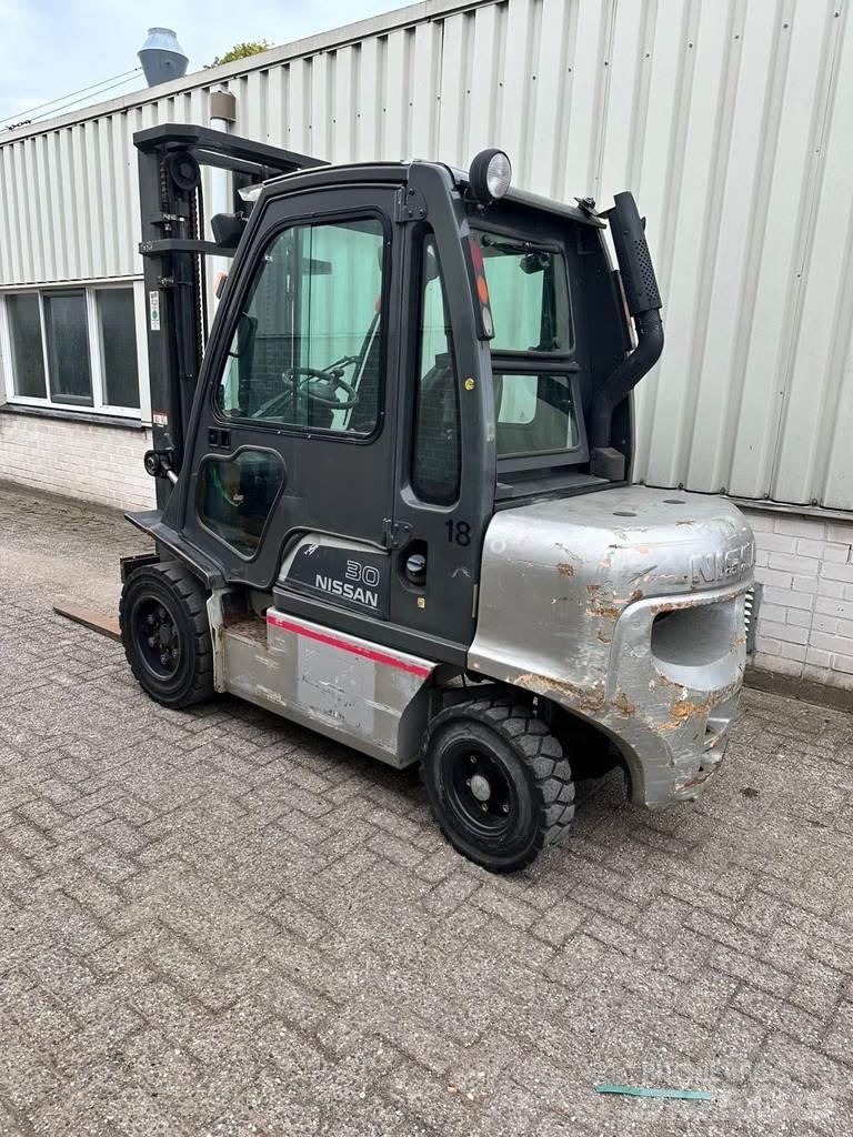 Nissan FDG02E7 Περονοφόρα ανυψωτικά κλαρκ - άλλα