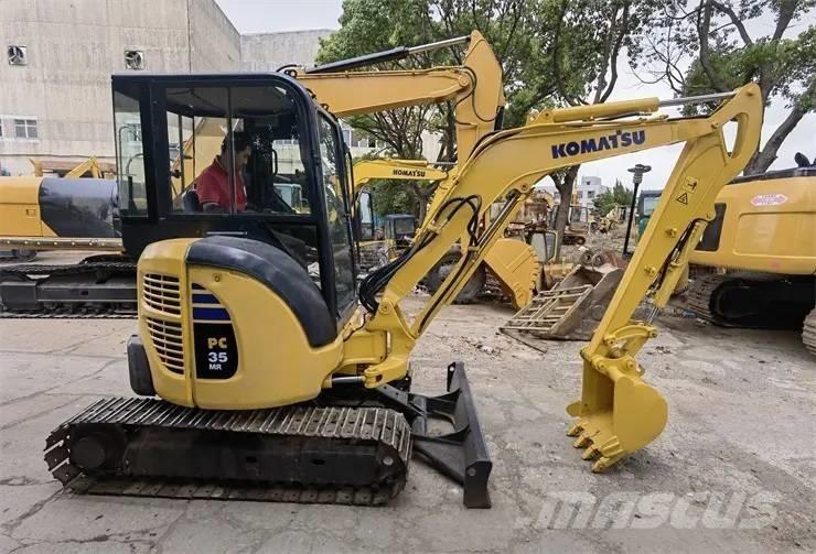 Komatsu PC35 Εκσκαφάκι (διαβολάκι) < 7t
