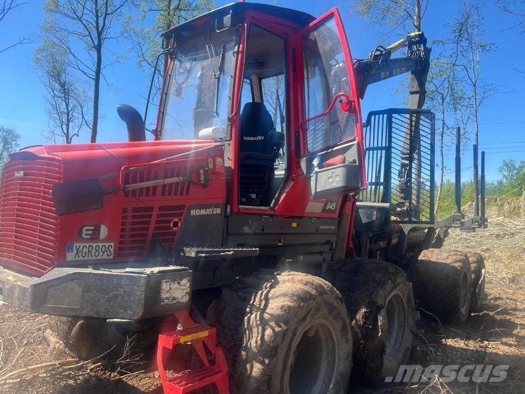 Komatsu 845 Μεταφορείς ξυλείας