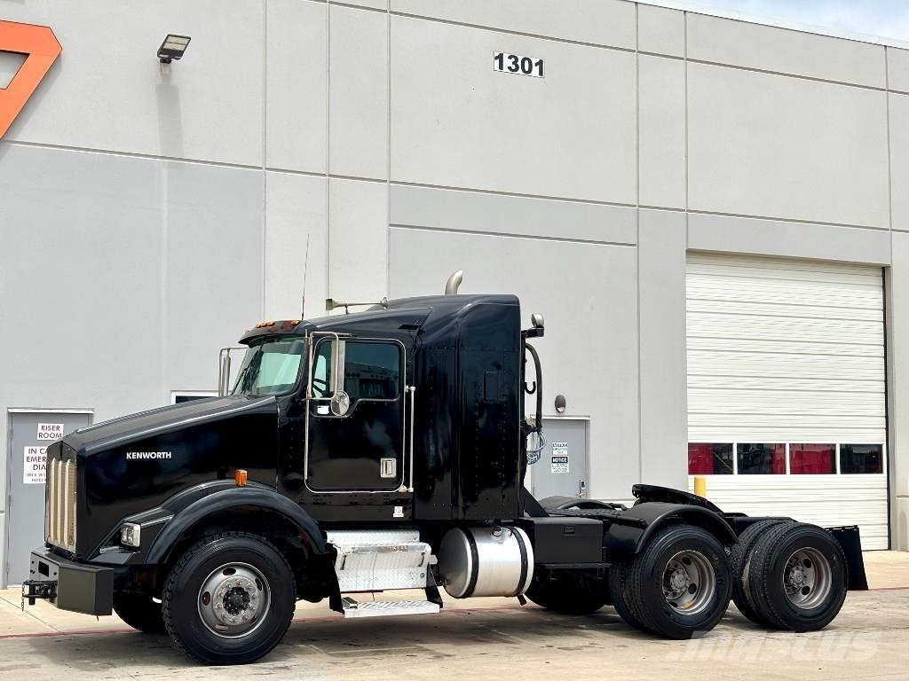 Kenworth T 800 Τράκτορες