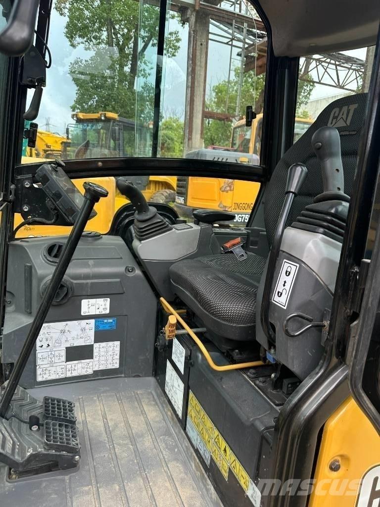 CAT 302 Εκσκαφάκι (διαβολάκι) < 7t