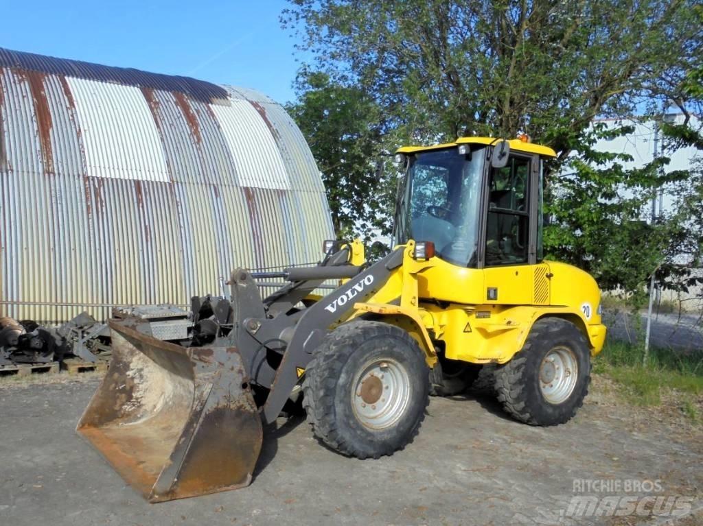 Volvo L 30 B-Z/X Φορτωτές με λάστιχα (Τροχοφόροι)