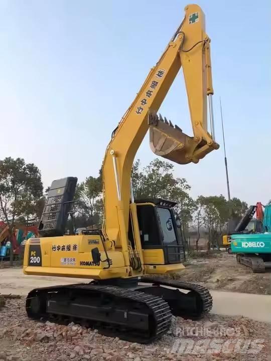 Komatsu PC200-8 Εκσκαφείς με ερπύστριες