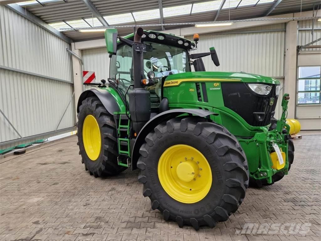 John Deere 6R 250 Τρακτέρ