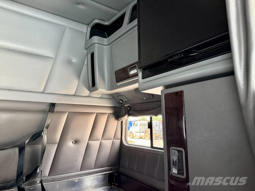 Peterbilt 389 Τράκτορες