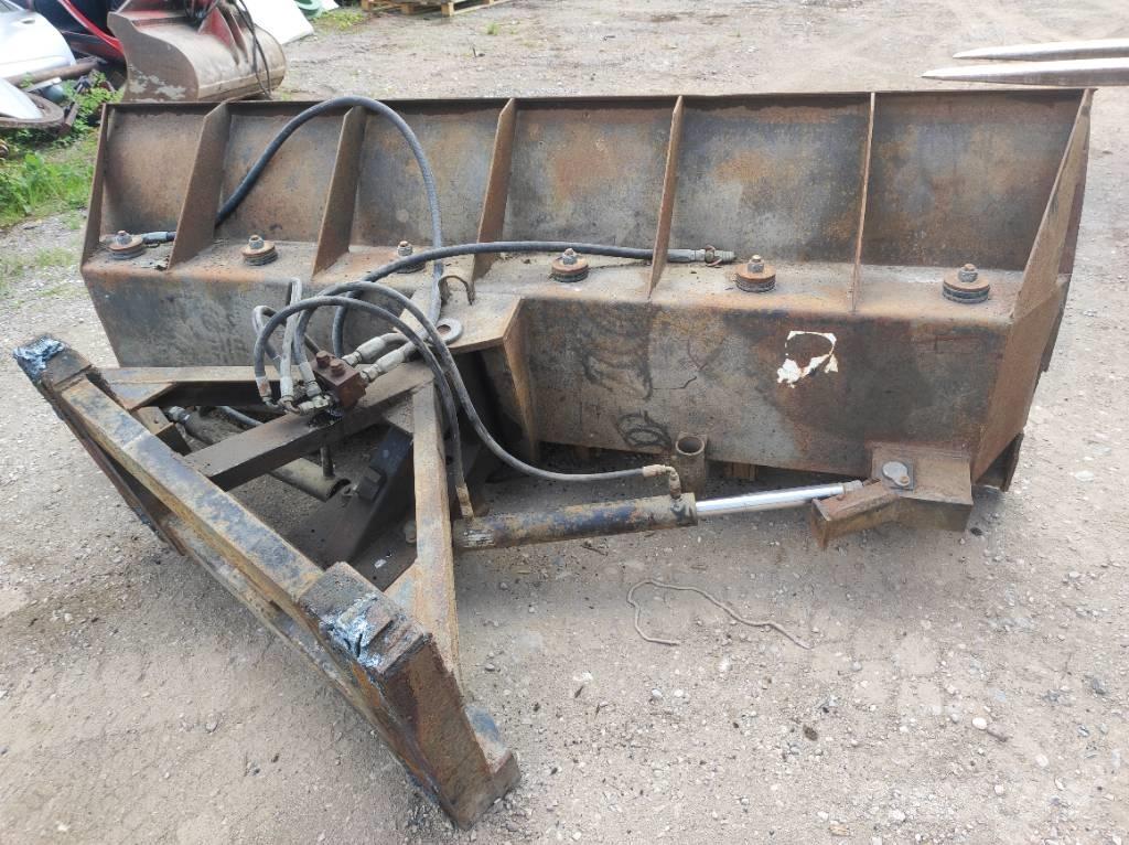 Riko T240 Άλλα μηχανήματα φροντίδας εδάφους