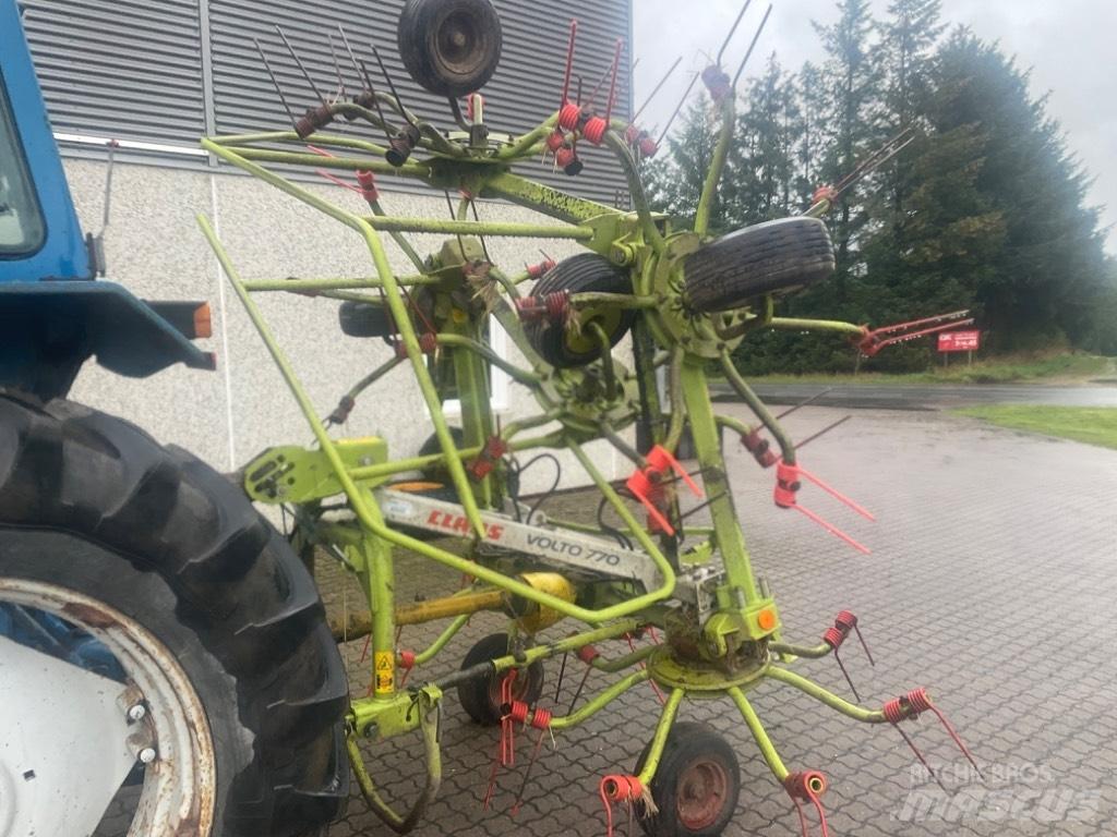 CLAAS Volto 770 Τσουγκράνες και χορτοξηραντικές μηχανές