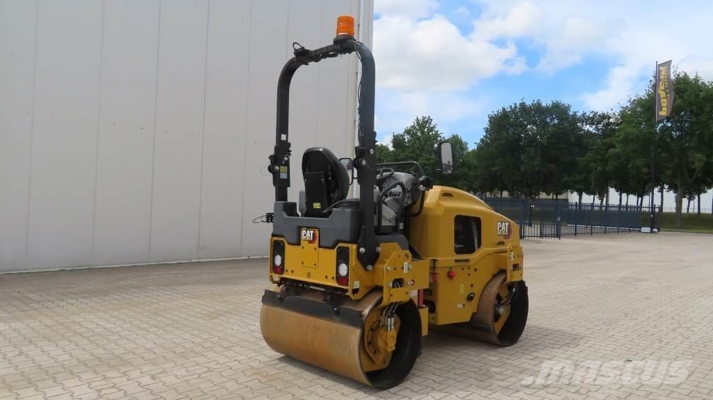 CAT CB2.7GC Οδοστρωτήρες διπλού κυλίνδρου