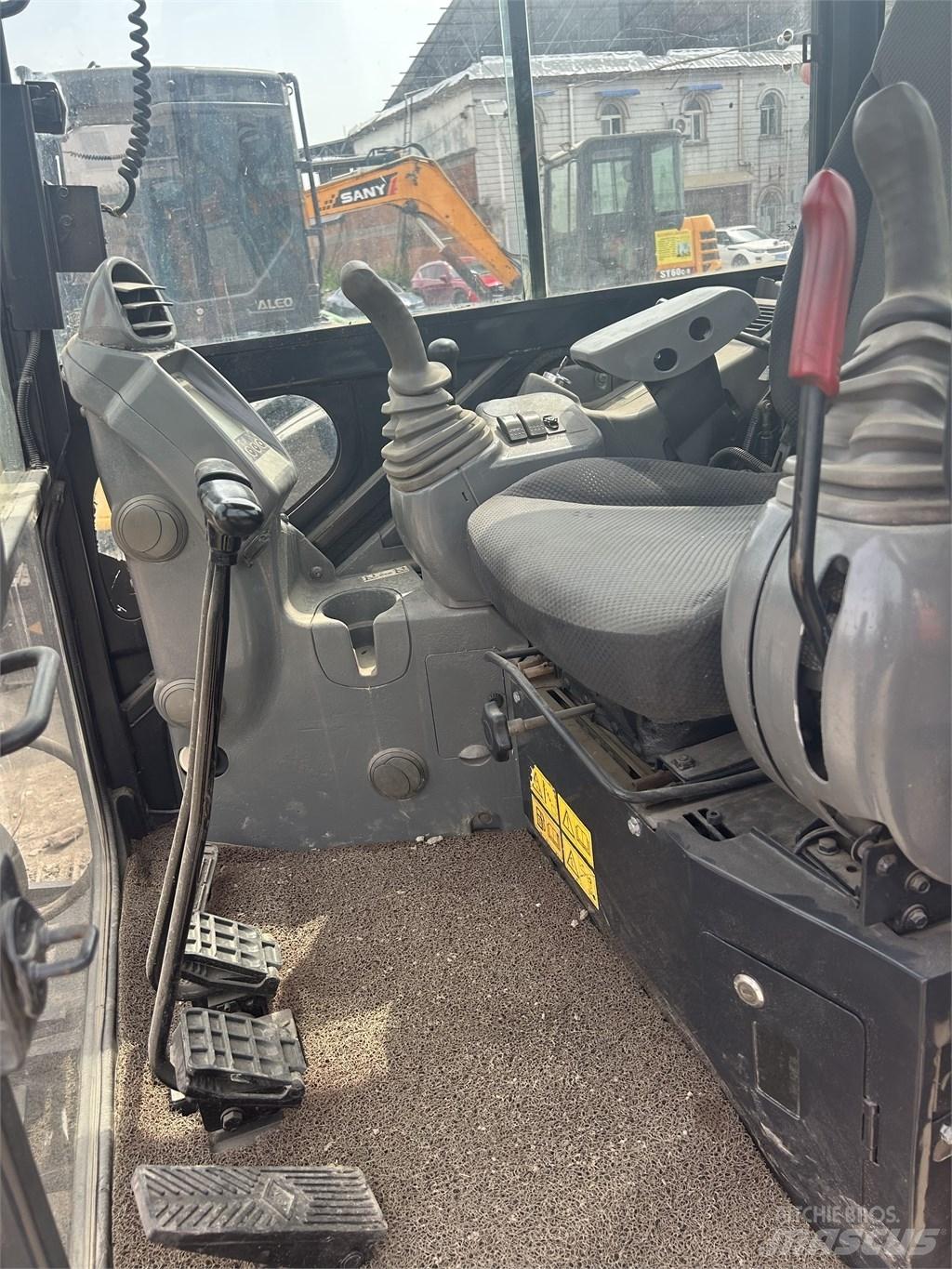 Hitachi ZX55 Εκσκαφάκι (διαβολάκι) < 7t