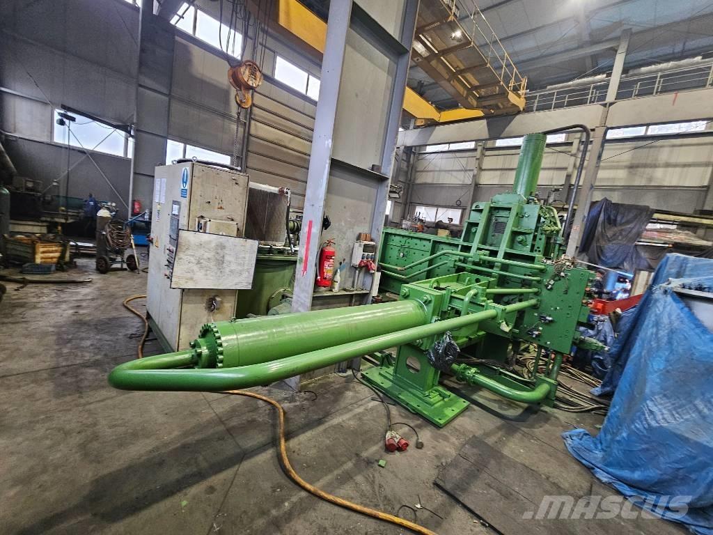  Henschel 30 x 30 Βιομηχανικοί δεματοποιητές