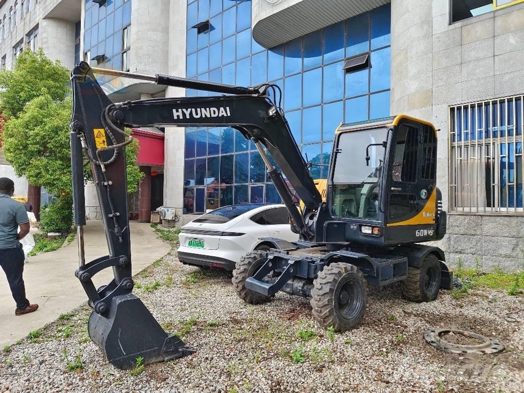 CAT R60W Εκσκαφείς με τροχούς - λάστιχα
