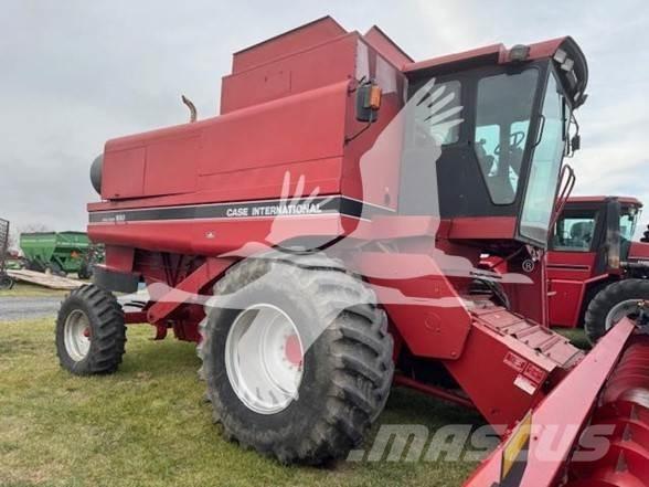 Case IH 1680 Θεριζοαλωνιστικές μηχανές