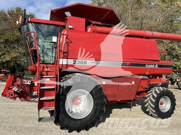 Case IH 2388 Θεριζοαλωνιστικές μηχανές