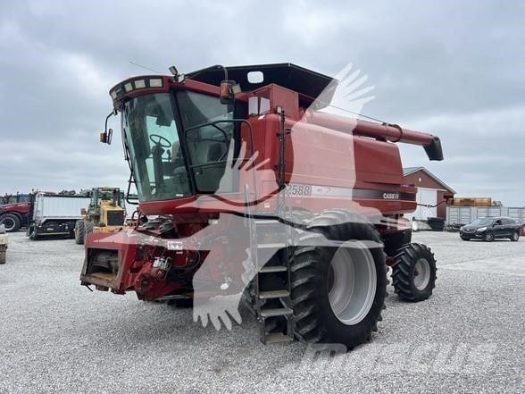 Case IH 2588 Θεριζοαλωνιστικές μηχανές