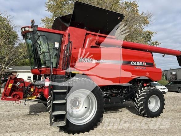Case IH 6130 Θεριζοαλωνιστικές μηχανές