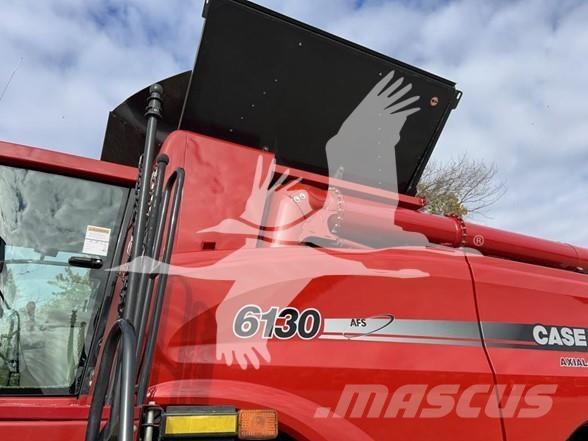 Case IH 6130 Θεριζοαλωνιστικές μηχανές