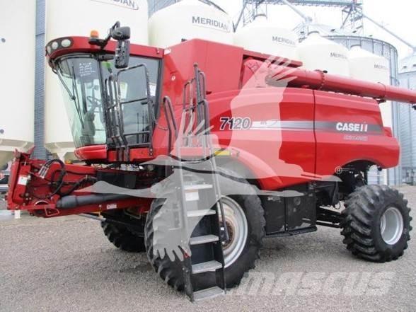 Case IH 7120 Θεριζοαλωνιστικές μηχανές