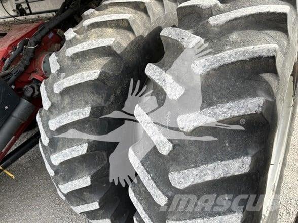 Case IH 7120 Θεριζοαλωνιστικές μηχανές