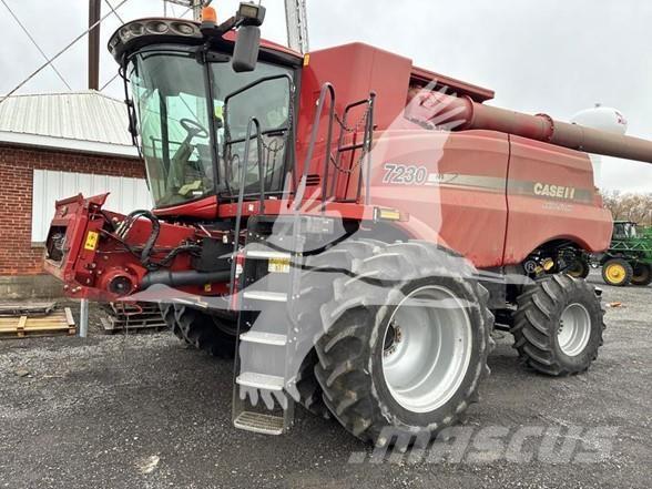 Case IH 7230 Θεριζοαλωνιστικές μηχανές