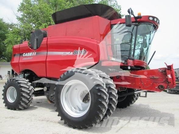 Case IH 8010 Θεριζοαλωνιστικές μηχανές