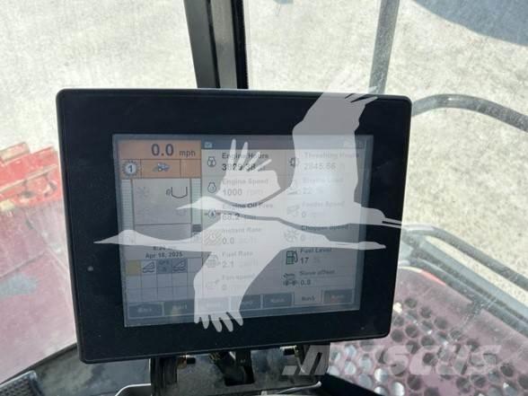 Case IH 8120 Θεριζοαλωνιστικές μηχανές