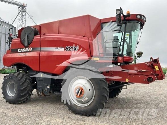 Case IH 8230 Θεριζοαλωνιστικές μηχανές