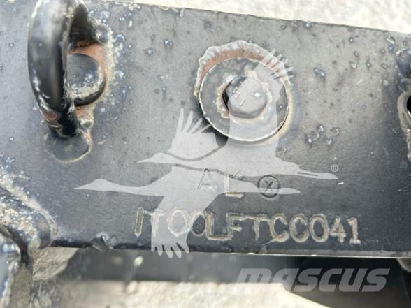 CAT 48 Δικράνες