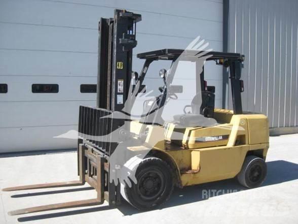 CAT DP40KL Πετρελαιοκίνητα Κλαρκ