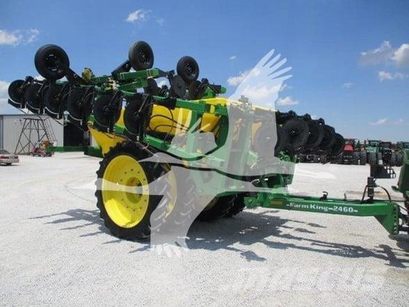 Farm King 2460 Διαστρωτήρες ανοργάνων