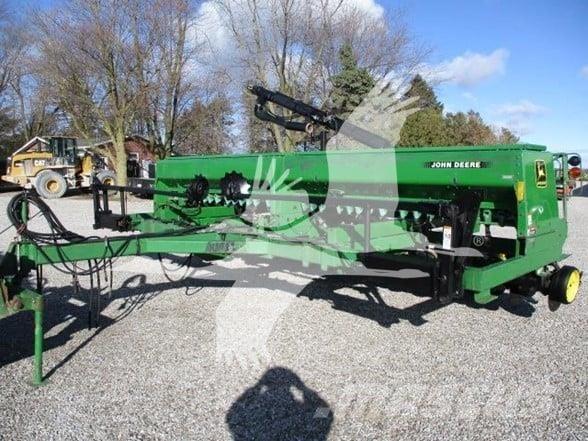 John Deere 750 Σπορείς