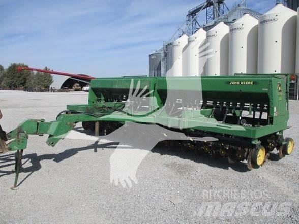 John Deere 750 Σπορείς